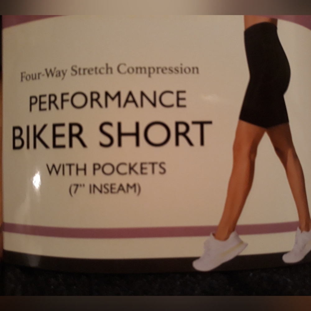 WEST LOOP Performance Legging Biker Shorts with pockets XL NEW
